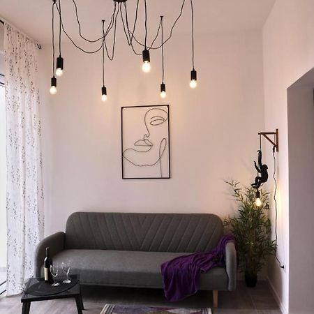 Studio Apartment, 5 Minutes To The Beach Bar Ngoại thất bức ảnh