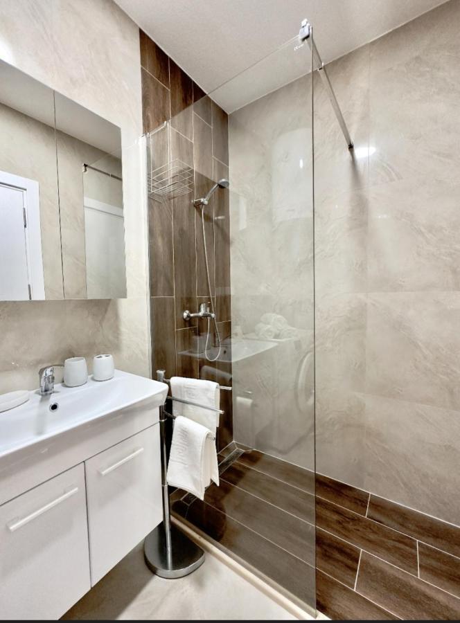 Studio Apartment, 5 Minutes To The Beach Bar Ngoại thất bức ảnh