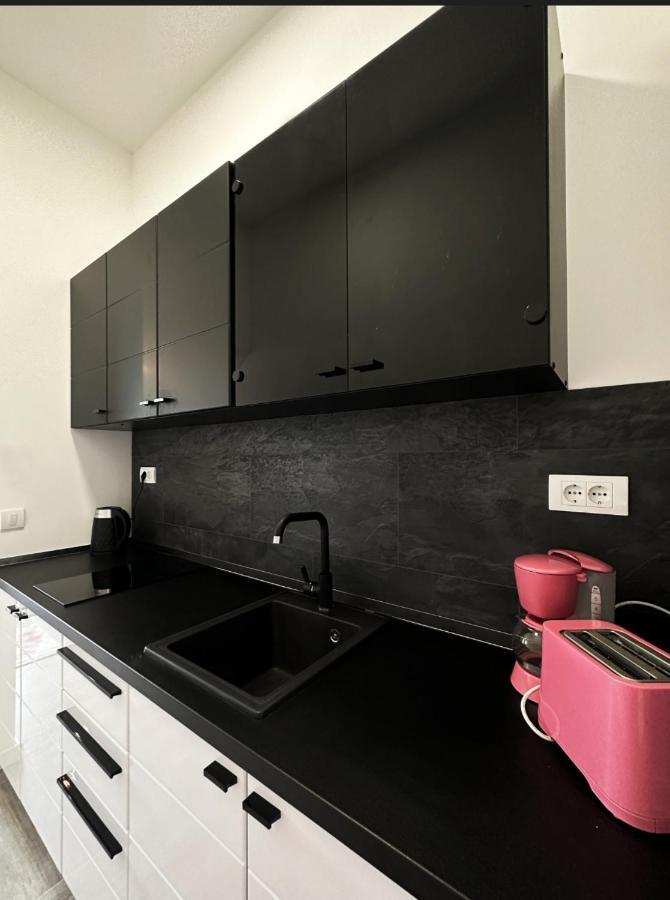 Studio Apartment, 5 Minutes To The Beach Bar Ngoại thất bức ảnh