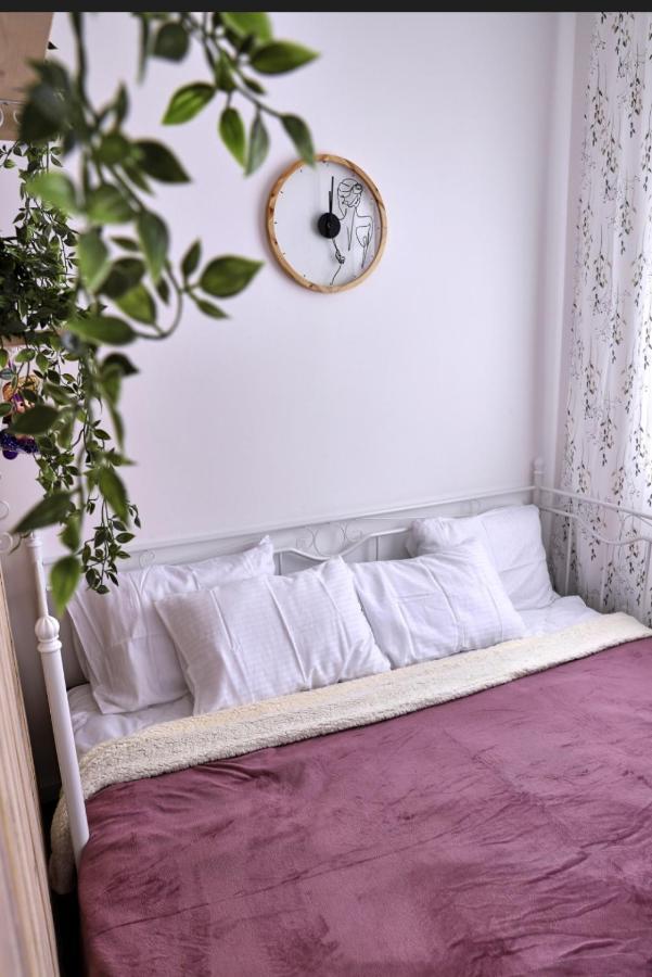 Studio Apartment, 5 Minutes To The Beach Bar Ngoại thất bức ảnh